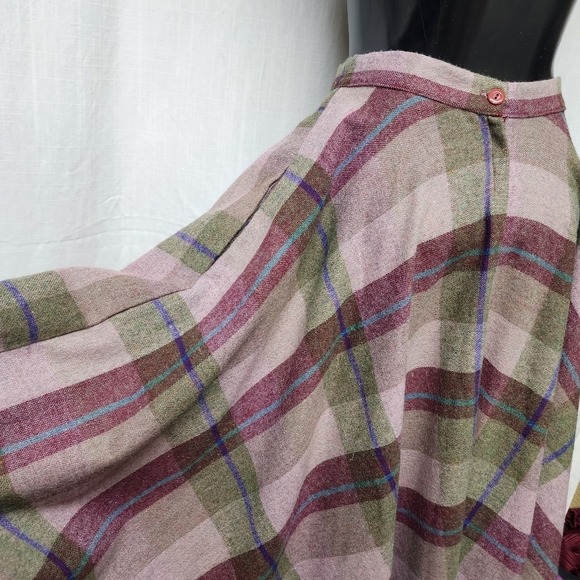 Vintage 60s plaid Wool Midi skirt - Picture 3 of 11